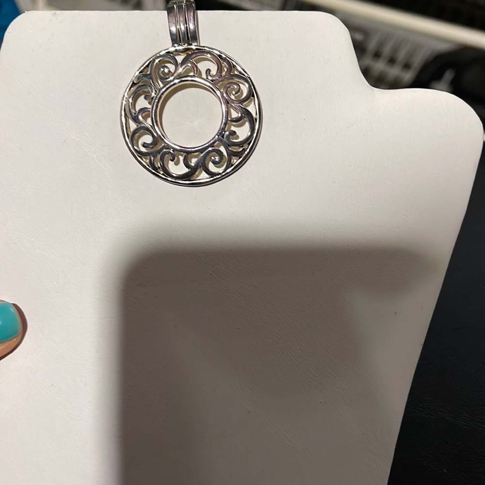 Premier designs necklace pendant